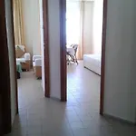 Orange Grove Apart *